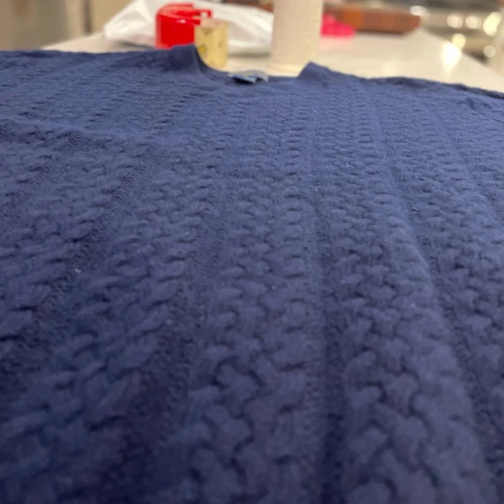 Joseph & Lyman cashmere blue cable knit sweater. Size XL - Picture 10 of 10